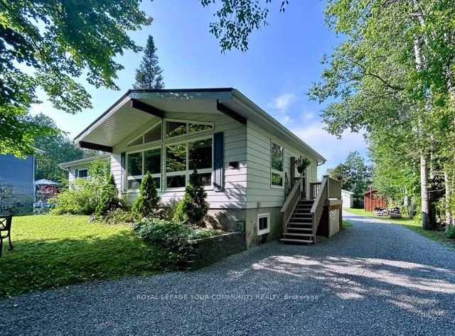 5 Pinewood Blvd, Kawartha Lakes, ON K0M 2T0
