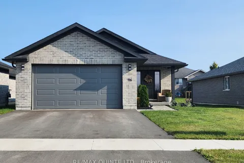 116 Hastings Park Dr, Belleville, ON K8P 0J4