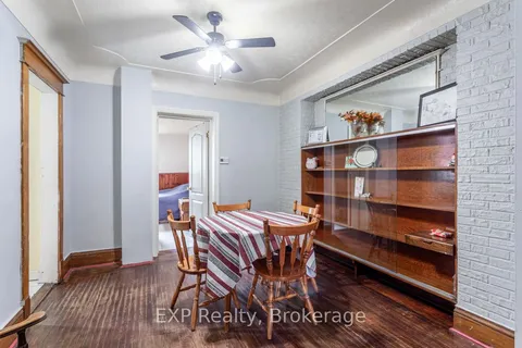25 Chestnut Avenue, Hamilton, ON L8L 6K5