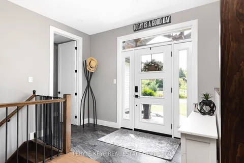 450 Fowlers Rd, Huntsville, ON P1H 2N5