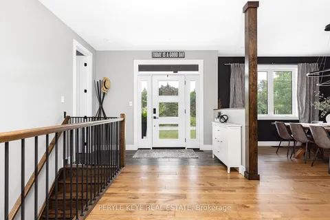 450 Fowlers Rd, Huntsville, ON P1H 2N5