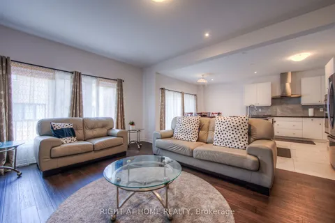 216 Longboat Run Rd, Brantford, ON N3T 0T2