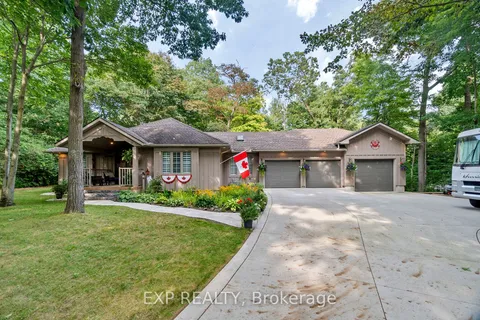 10002 Jenna Rd, Lambton Shores, ON N0M 1T0