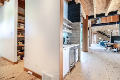 229 Macdonald Dr, Laird, ON P0S 1C0