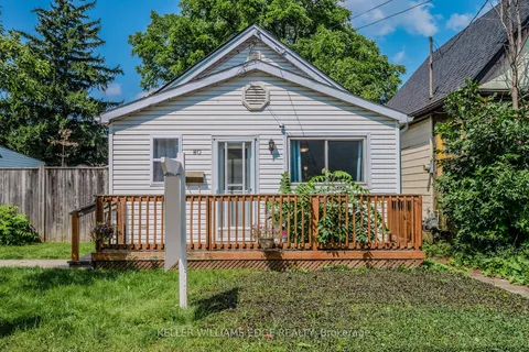 80 East 33rd St, Hamilton, ON L8V 3T2