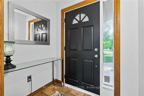 404 LINE 2 Rd, Niagara-on-the-Lake, ON L0S 1J0