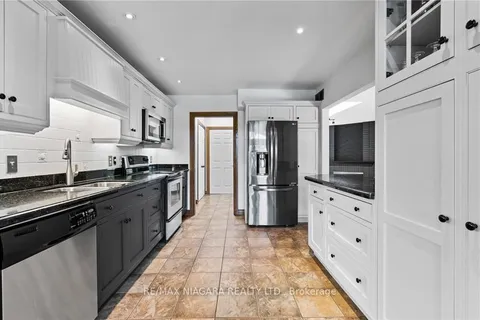 404 LINE 2 Rd, Niagara-on-the-Lake, ON L0S 1J0