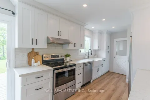 46 Ojibway Dr, Galway-Cavendish and Harvey, ON K0L 1J0