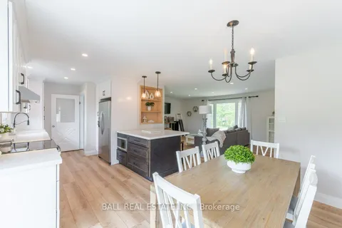 46 Ojibway Dr, Galway-Cavendish and Harvey, ON K0L 1J0