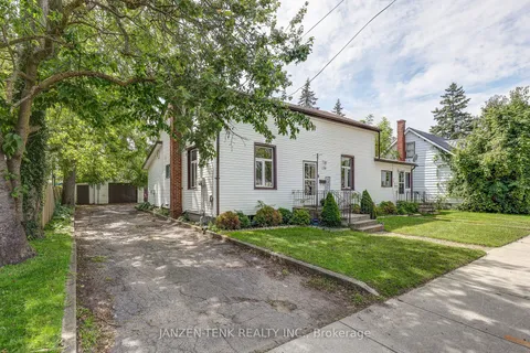 278 Sydenham St, Aylmer, ON N5H 1M2