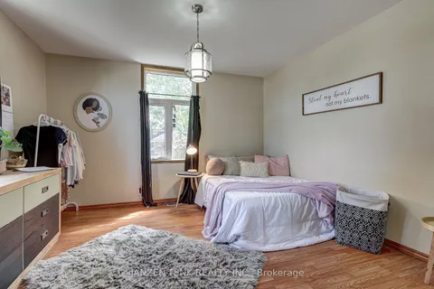 278 Sydenham St, Aylmer, ON N5H 1M2