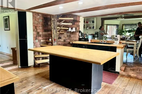 1411 Papineau Rd, Mattawa, ON P0H 1V0