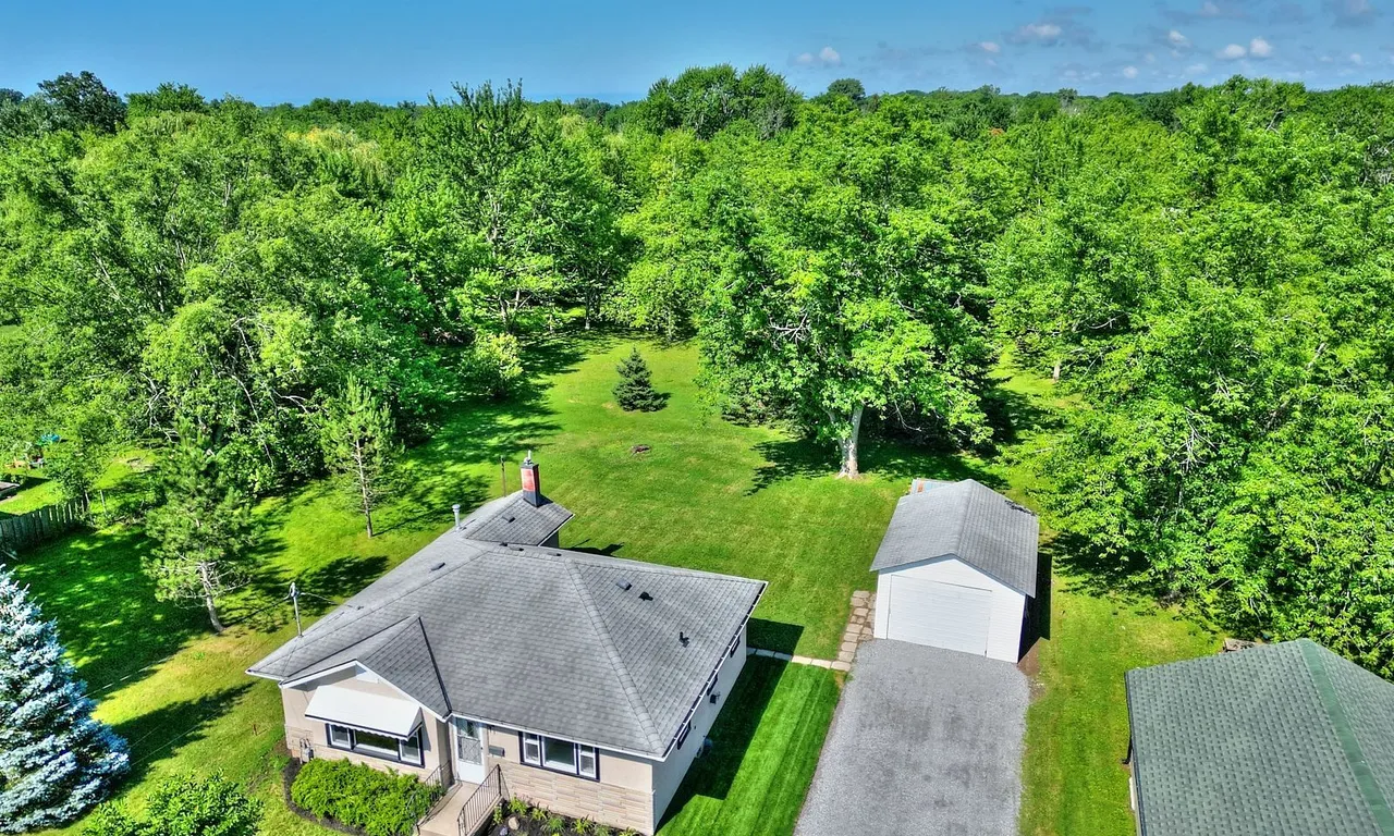 855 Crescent Rd, Fort Erie, ON L2A 4R5