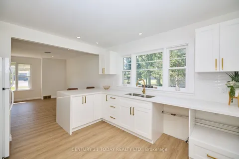 855 Crescent Rd, Fort Erie, ON L2A 4R5