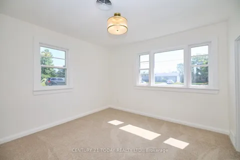 855 Crescent Rd, Fort Erie, ON L2A 4R5