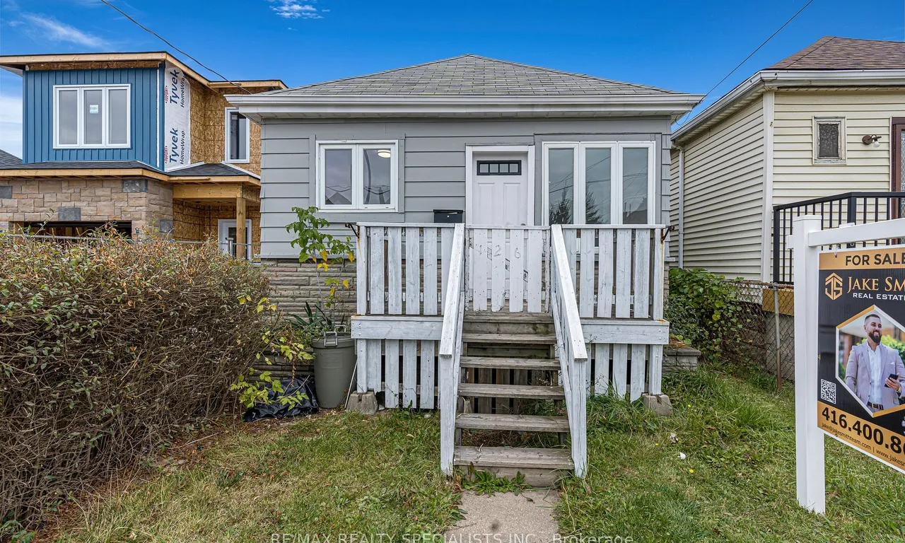 126 Harmony Ave, Hamilton, ON L8H 4Y3