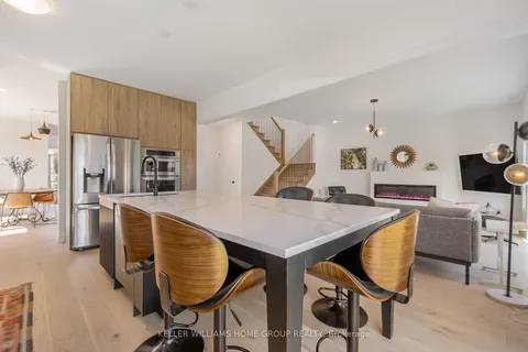 48 Macalister Blvd, Guelph, ON N1G 0G6