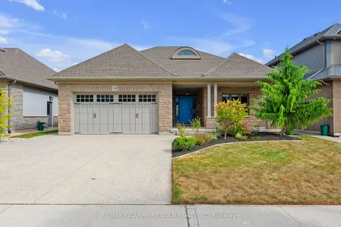 140 Creekside Dr, Welland, ON L3C 0B4