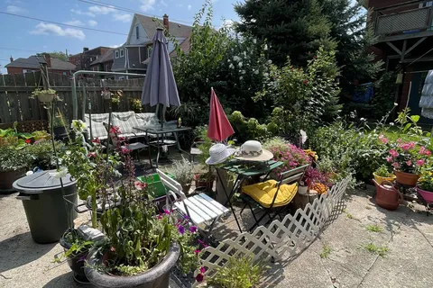 439 King William St, Hamilton, ON L8L 1R1
