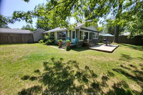261 Erie Boulevard, Norfolk, ON N0E 1M0