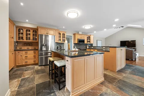 551 Darby Rd, Welland, ON L0S 1K0