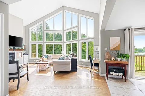 951 Corktown Rd, Merrickville-Wolford, ON K0G 1N0
