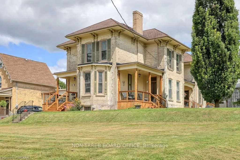 291 Wellington St, Ingersoll, ON N5C 1T2