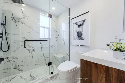 155 Rosewood Rd, Hamilton, ON L8K 3J2