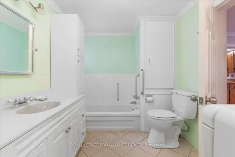 119 Fourth St, Deseronto, ON K0K 1X0