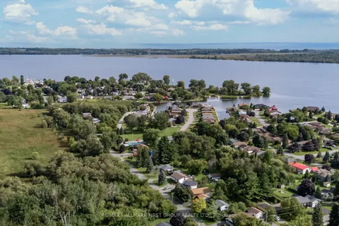 12 BALDWIN Street, ON K0K 1H0