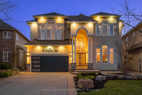 25 Lampman Dr, Hamilton, ON L9K 0A7