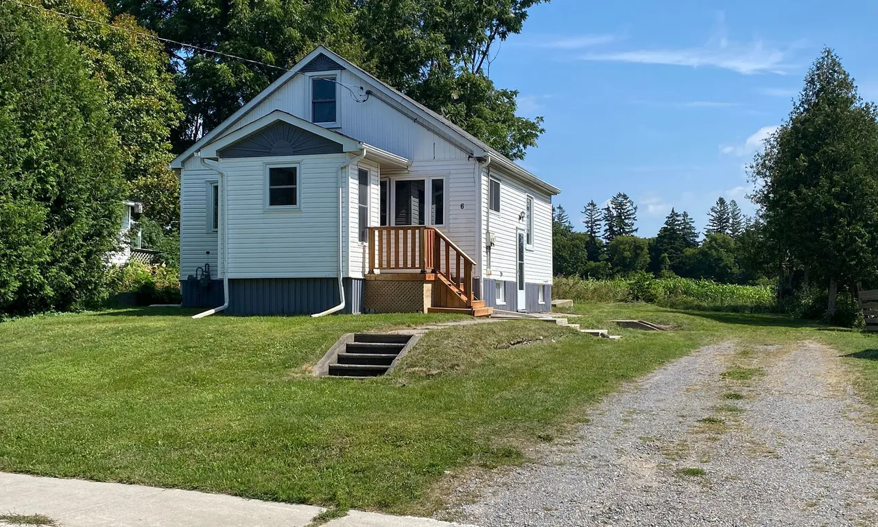 6 Burnham St, Cramahe, ON K0K 1S0