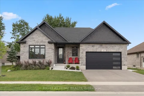 131 Ronnies Way, Wellington North, ON N0G 2L2