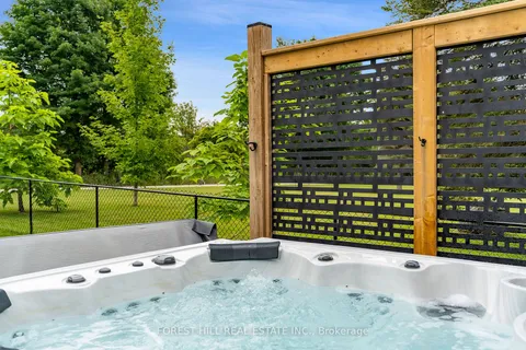117 Hawthorn Lane, Grey Highlands, ON N0C 1H0