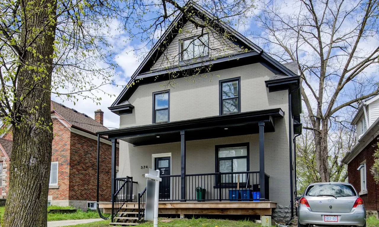 374 Louisa St, Kitchener, ON N2H 5N4