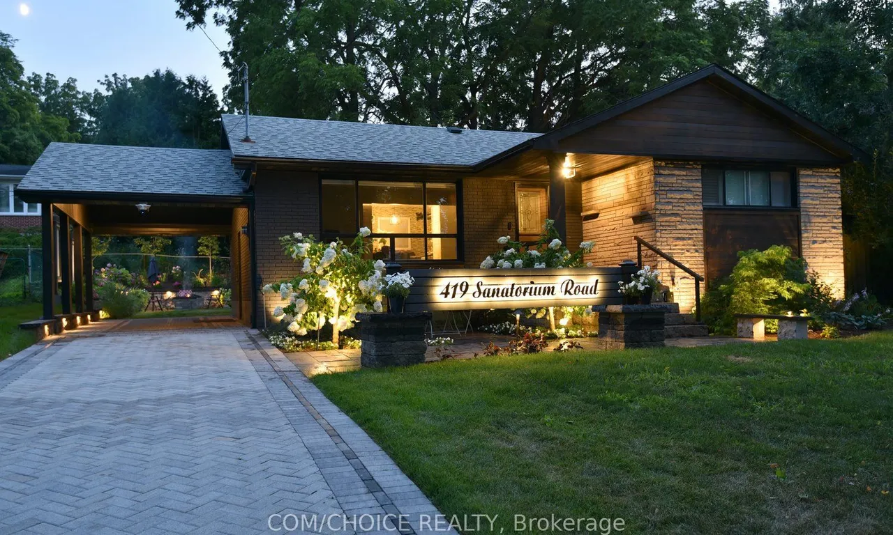 419 Sanatorium Rd, Hamilton, ON L9C 2A7