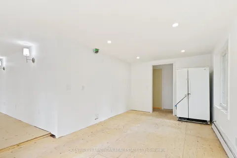 344 Picton Main St, Prince Edward County, ON K0K 2T0