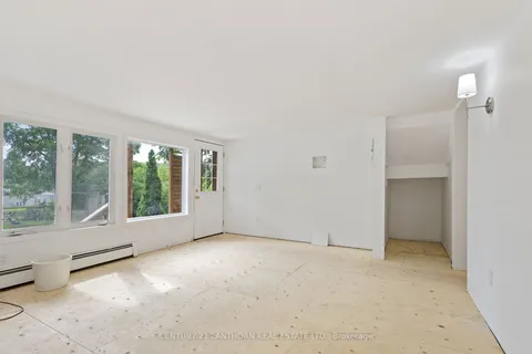 344 Picton Main St, Prince Edward County, ON K0K 2T0