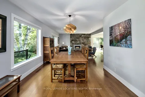 515 4th Ave, Owen Sound, ON N4K 4V3