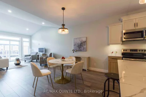 28 Raycroft Dr, Belleville, ON K8N 0R6