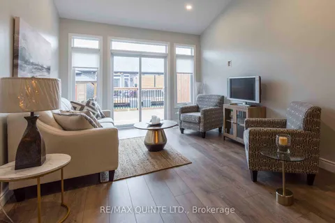 28 Raycroft Dr, Belleville, ON K8N 0R6