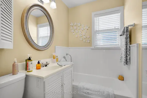 442 Beatrice St, London, ON N5W 5A7