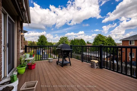 1584 Cahill Dr, Peterborough, ON K9K 0G6