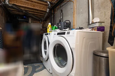 740 Linden Drive, ON N3H 0E3