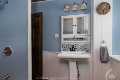 623 Kitley Line 1, Elizabethtown-Kitley, ON K7A 4S5