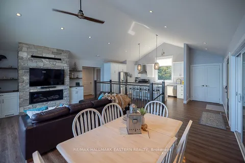 1744 PAPINEAU LAKE Rd, Hastings Highlands, ON K0L 2S0