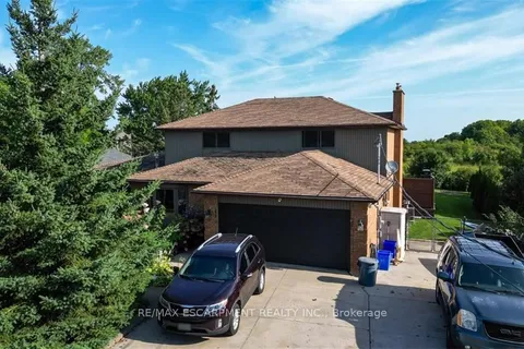 1873 RYMAL Road, Hamilton, ON L8J 2R6