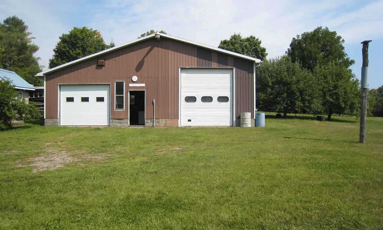 1194 County Rd 1, Prince Edward County, ON K0K 1G0