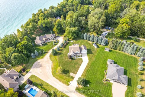 34734 Bayfield Rd, Bluewater, ON N0M 1G0