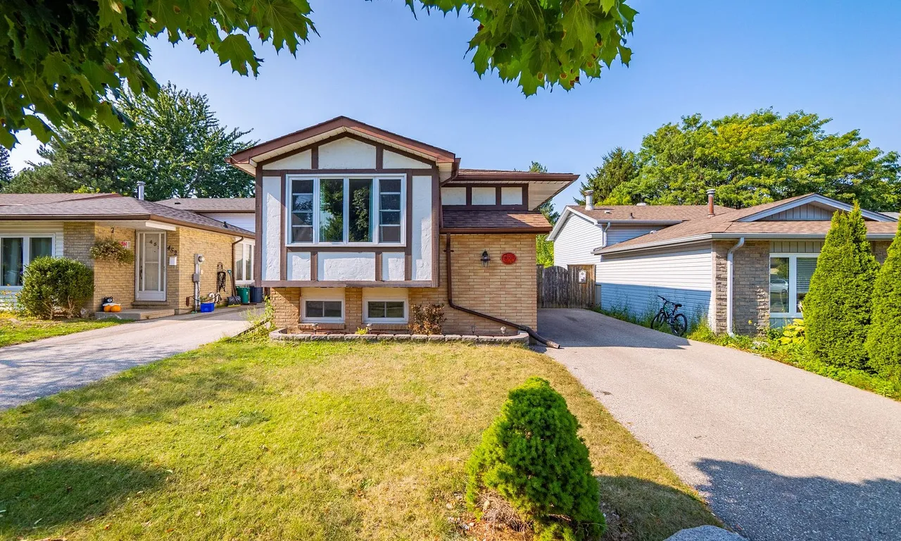 450 Drummerhill Cres, Waterloo, ON N2T 1G4